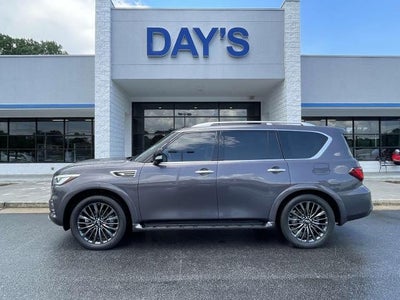 2023 INFINITI QX80 LUXE AWD