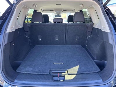 2024 Nissan Rogue FWD SV