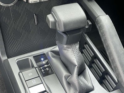 2025 Toyota 4Runner SR5 2WD (Natl)