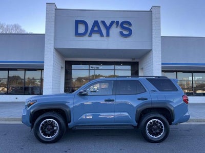 2025 Toyota 4Runner SR5 4WD (GS)