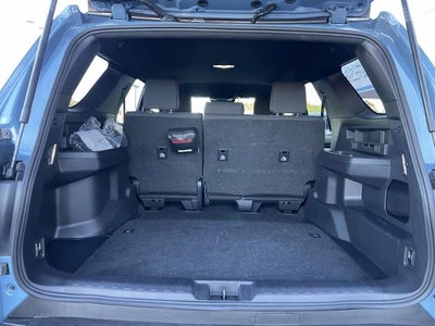 2025 Toyota 4Runner SR5 4WD (GS)