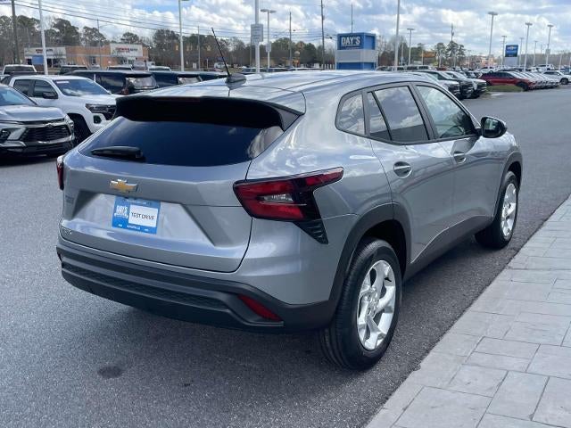 2026 Chevrolet Trax FWD 4dr LS