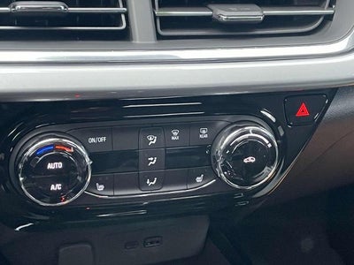 2026 Chevrolet Trax FWD 4dr LT