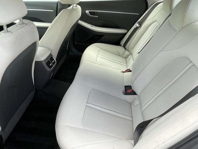 2022 Hyundai Sonata Hybrid SEL 2.0L