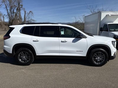 2025 GMC Acadia FWD Elevation