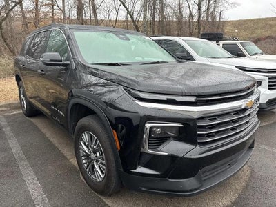 2025 Chevrolet Traverse LT w/1LT