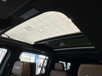 2025 Chevrolet Suburban 4WD High Country