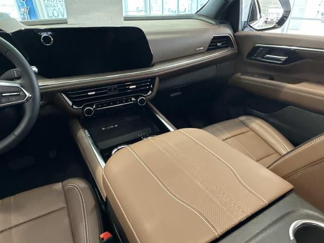 2025 Chevrolet Suburban 4WD High Country