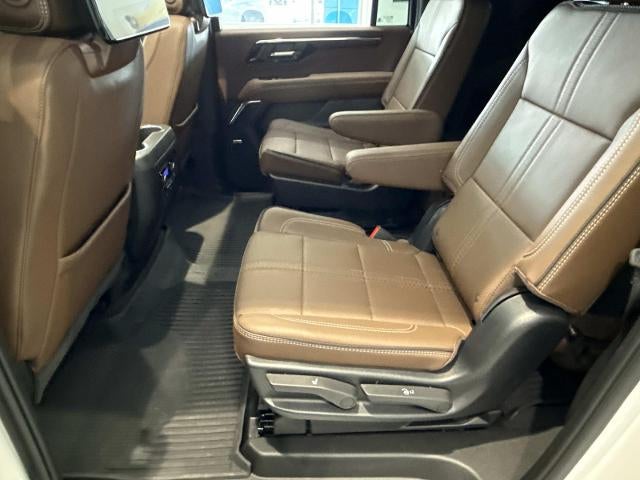 2025 Chevrolet Suburban 4WD High Country