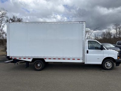 2024 Chevrolet Express Cutaway 3500 3500 Van 177"