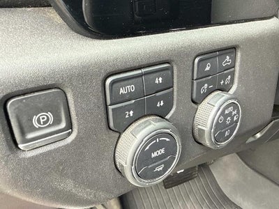 2023 Chevrolet Silverado 1500 Crew Cab Short Box 4-Wheel Drive LT Trail Boss