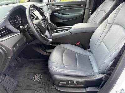 2023 Buick Enclave Essence AWD