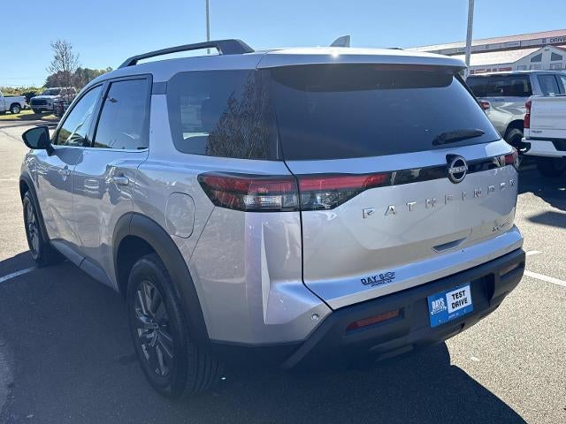 2024 Nissan Pathfinder SV 4WD