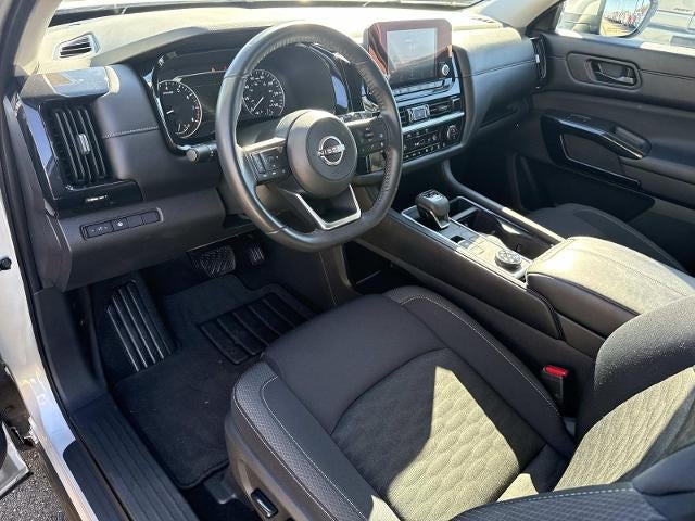 2024 Nissan Pathfinder SV 4WD